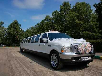 Важные аспекты выбора транспортного средства для свадебного торжества